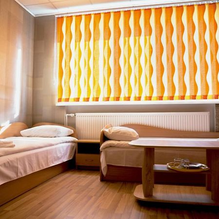 Telsiu Hotel Telšiai Buitenkant foto