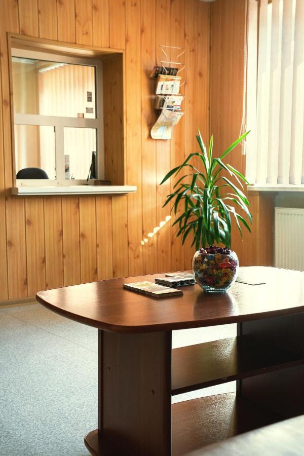 Telsiu Hotel Telšiai Buitenkant foto