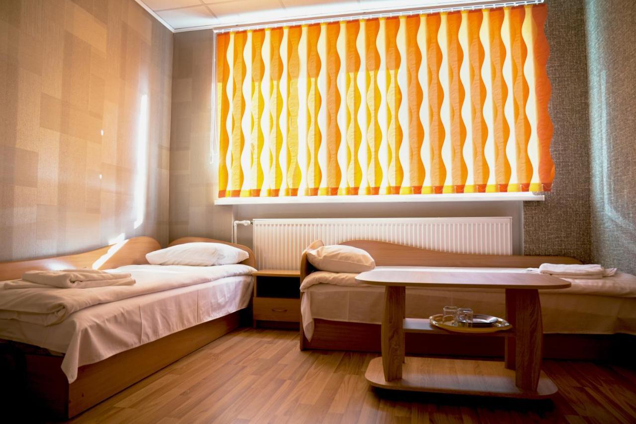 Telsiu Hotel Telšiai Buitenkant foto