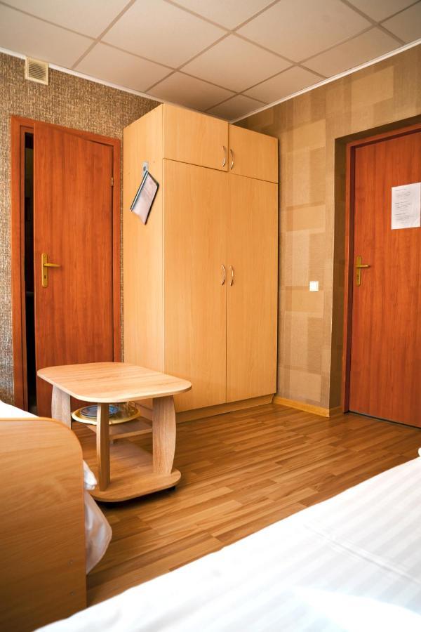 Telsiu Hotel Telšiai Buitenkant foto
